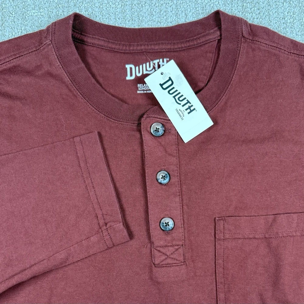 NWT Duluth Mens Medium Red Longtail T Relaxed Fit Long Sleeve Henley Shirt